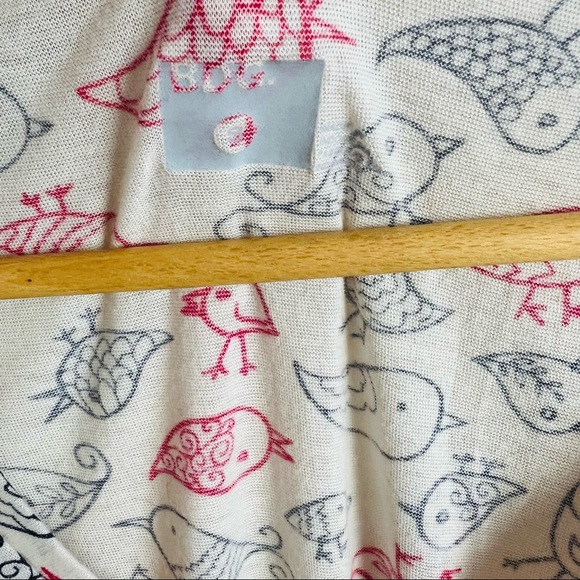 BDG. Cream & Red Bird Cartoon Sketch Graphic T-Shirt Tee - Picture 8 of 9